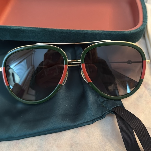 Gucci Aviators GG0062S Sunglasses New Bee Luxury Sunnies - Picture 2 of 12